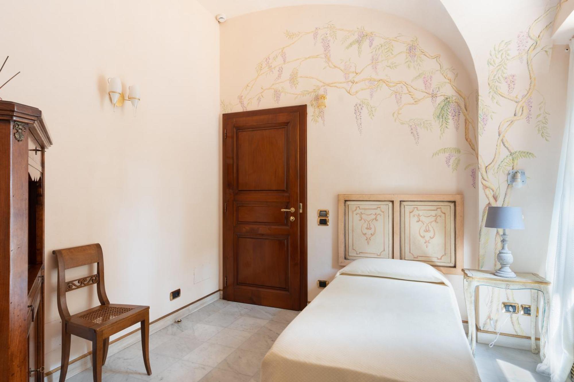 Relais Villa Bianca Gambassi Terme Værelse billede